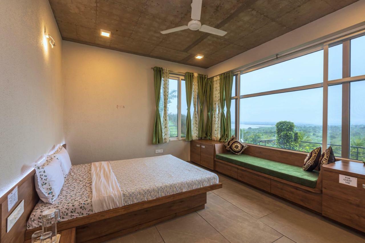 Saffronstays Serenity, Igatpuri Eksteriør billede