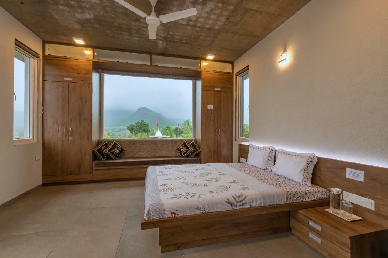 Saffronstays Serenity, Igatpuri Eksteriør billede